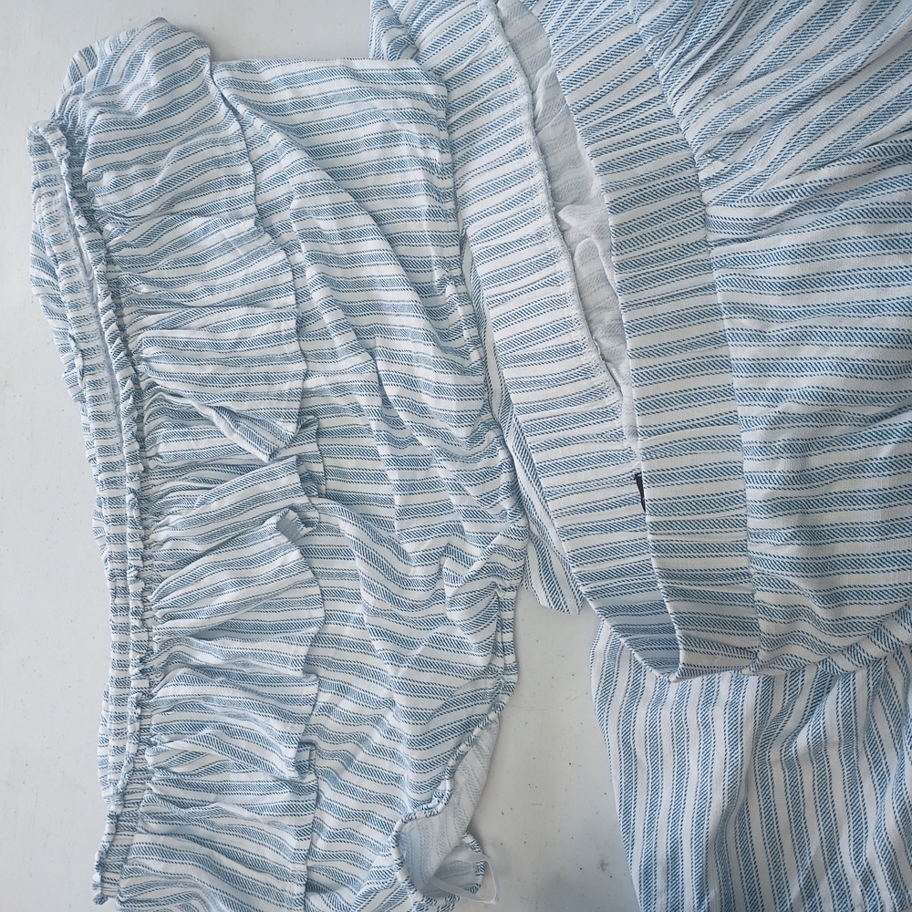 Torrid Blu and White Off-Shoulder Skirt Set - Picture 6 of 6